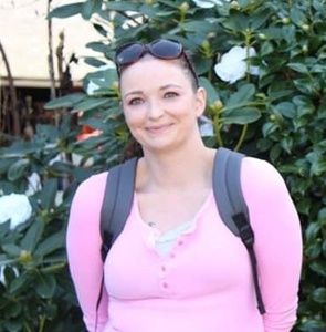 Meet your Posher, Crystal